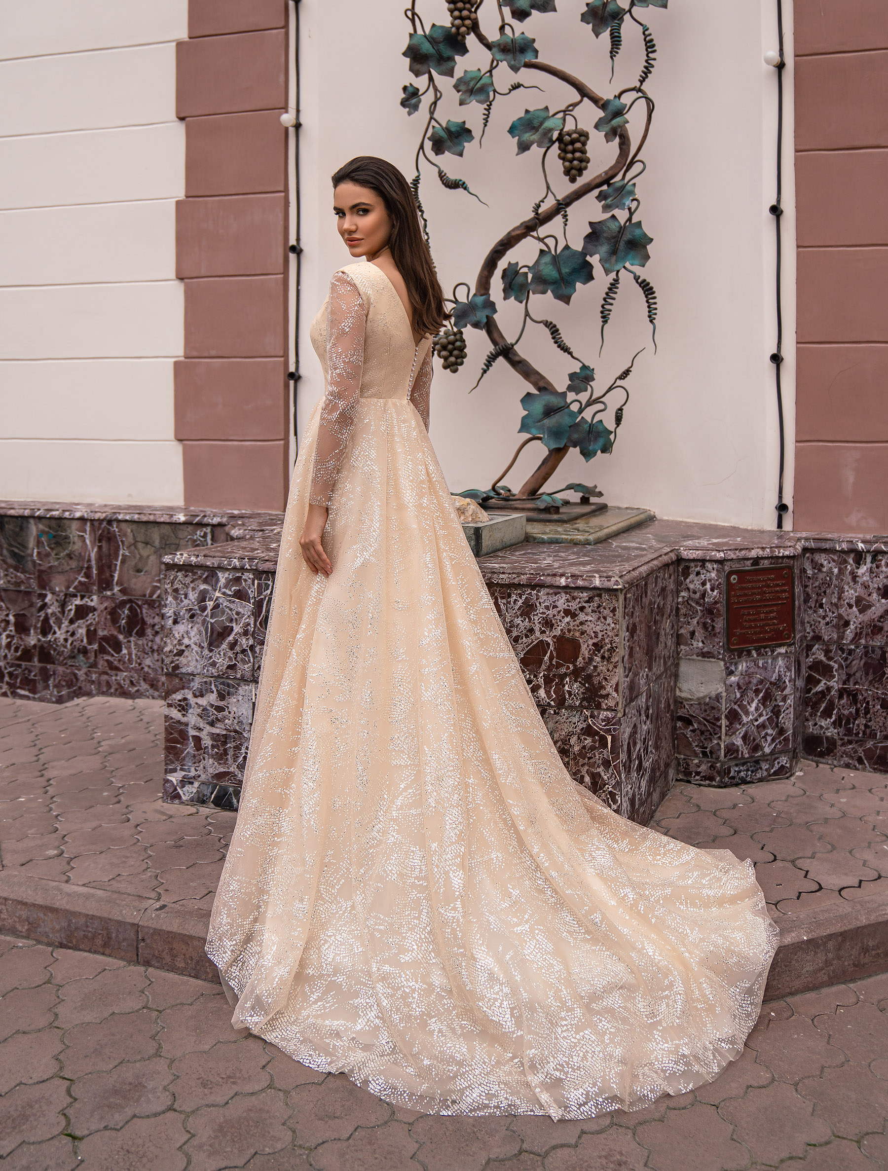 EVENING DRESS V225