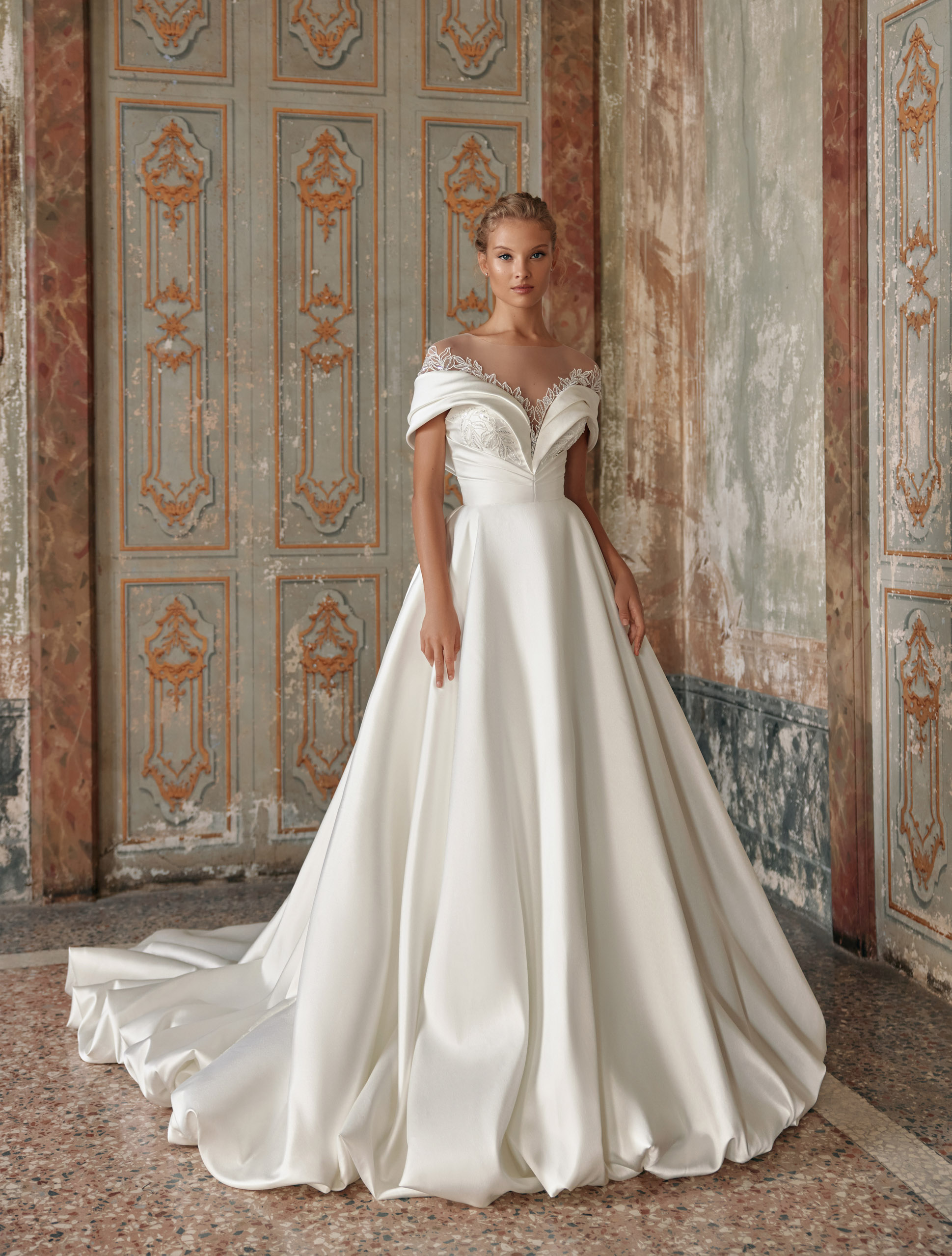 Wedding dress IVJ2024-096