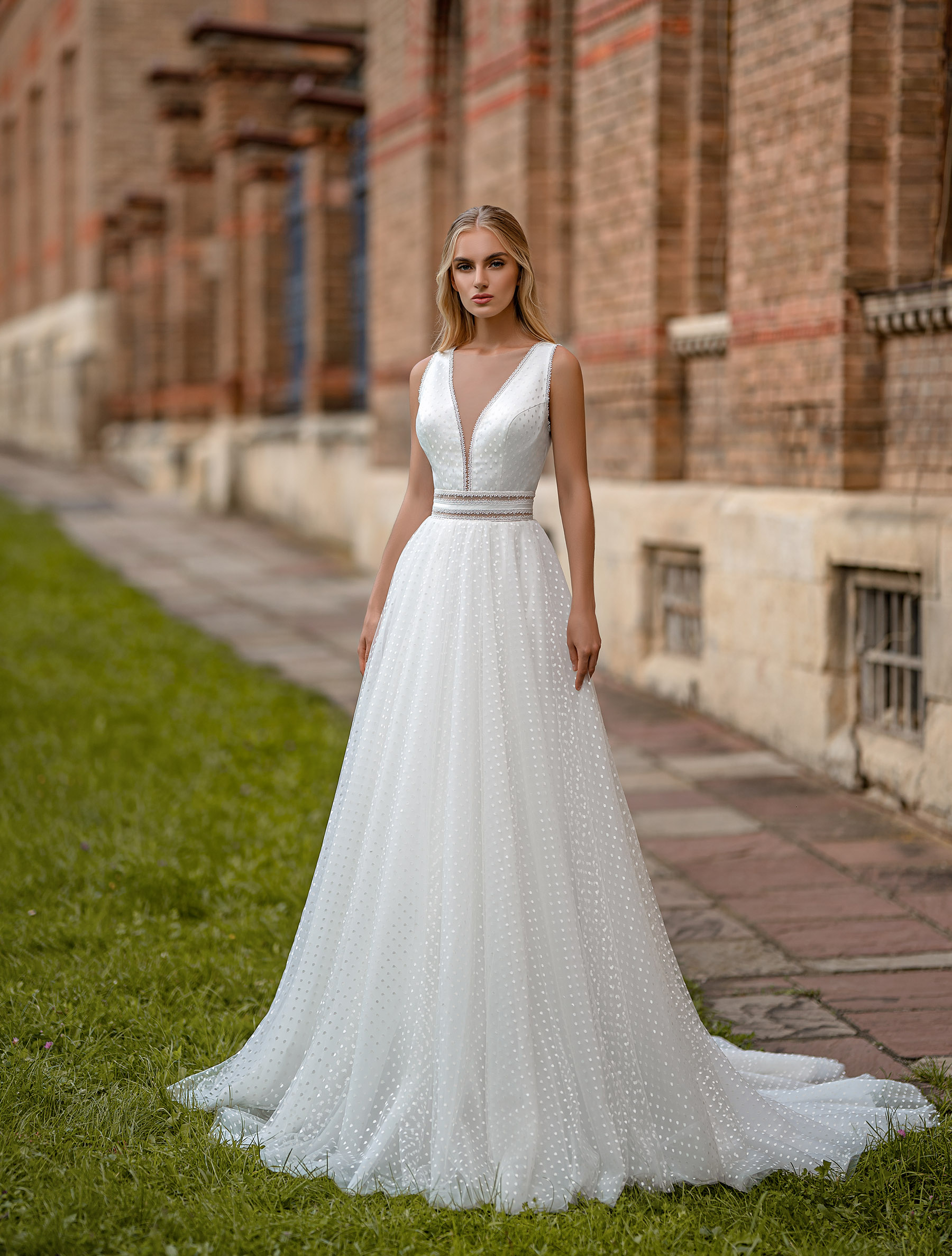 Wedding Dress EL-381